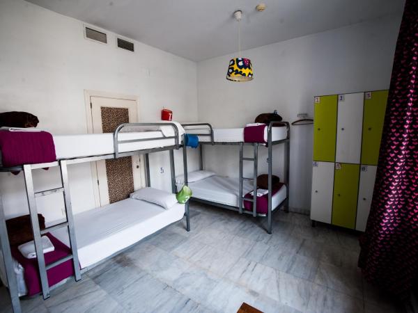 La Flamenka Hostel : photo 4 de la chambre lit dans un dortoir mixte de 6 lits