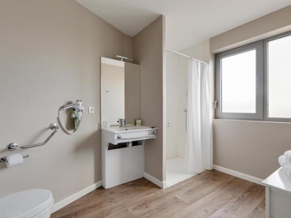 All Suites Bordeaux Marne - Gare Saint-Jean : photo 3 de la chambre studio excutif avec lit double