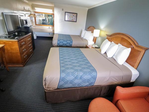 University Inn & Suites : photo 4 de la chambre chambre 2 lits queen-size - non-fumeurs