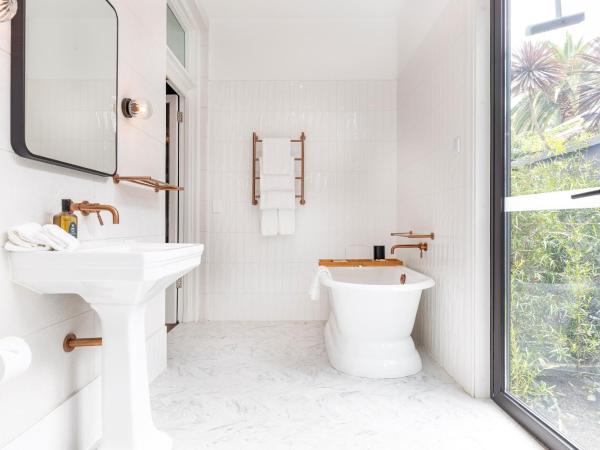 The Albert Mosman : photo 6 de la chambre suite de luxe patrimoine 