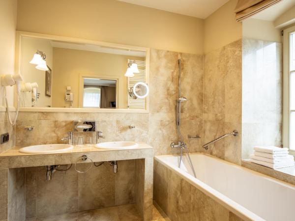 Zamek Topacz : photo 4 de la chambre superior double or twin room in oficyna building