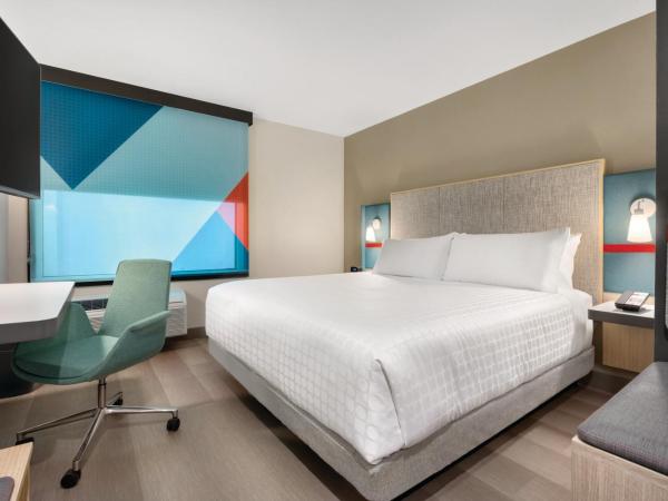 Avid Hotels - Oklahoma City - Quail Springs, an IHG Hotel : photo 1 de la chambre hébergement lit king-size standard