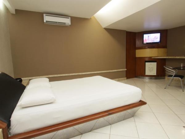 Raru's Motel Litoral Norte (Adult Only) : photo 1 de la chambre suite double standard