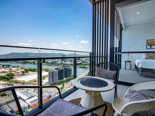 Hope Street Apartments by CLLIX : photo 2 de la chambre appartement 2 chambres avec 2 salles de bains - vue sur montagne