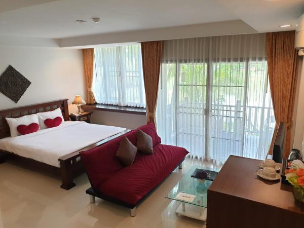 Kong Garden View Resort Chiang Rai : photo 8 de la chambre suite junior avec terrasse