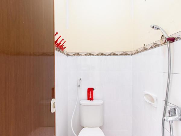 RedDoorz @ Raya Janti Yogyakarta : photo 4 de la chambre chambre double