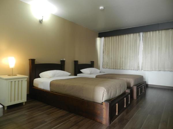 City Residence Rama 6 : photo 1 de la chambre chambre standard avec 2 lits queen-size