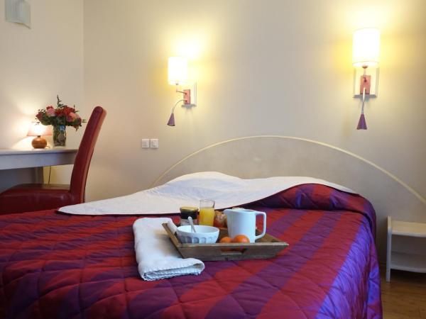 Hotel Le Progrés Dorlotel : photo 1 de la chambre chambre simple avec douche