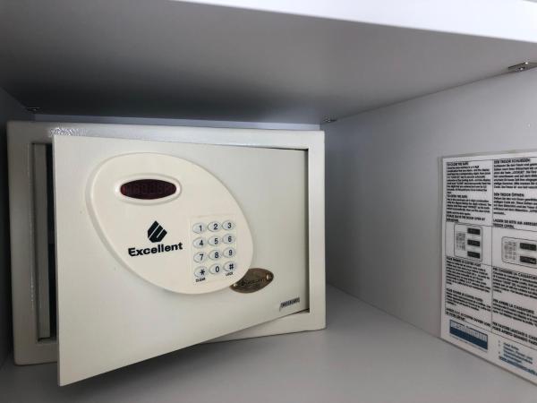 Hotel Crystal Interlaken : photo 8 de la chambre chambre double standard