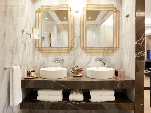 The Excelsior Small Luxury Hotels of the World : photo 3 de la chambre suite penthouse