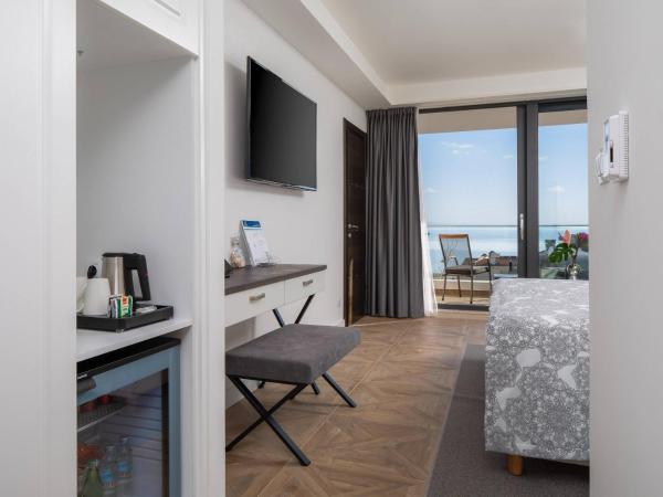 Ellure Luxury Suites : photo 3 de la chambre chambre adria lits jumeaux - vue sur mer