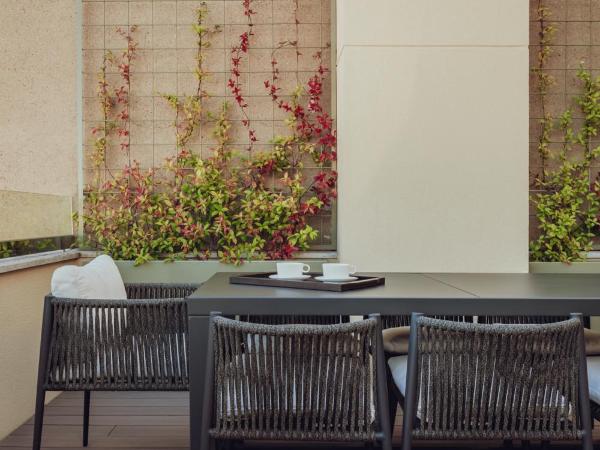 The Pavilions Madrid Hotel : photo 5 de la chambre hébergement deluxe sur le toit avec terrasse