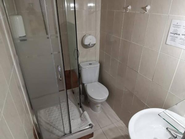 The Dreamers&Co : photo 5 de la chambre chambre double avec salle de bains privative