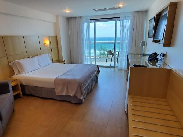 Atlantico Sul Hotel : photo 4 de la chambre chambre double avec balcon - vue sur mer