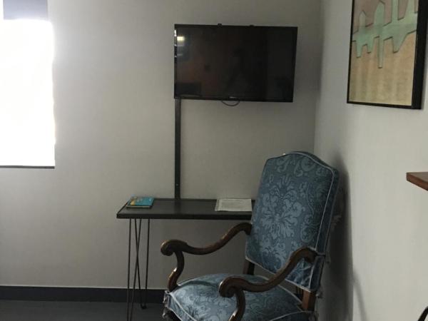 L entrepote : photo 4 de la chambre chambre deluxe (2 adultes + 1 enfant)