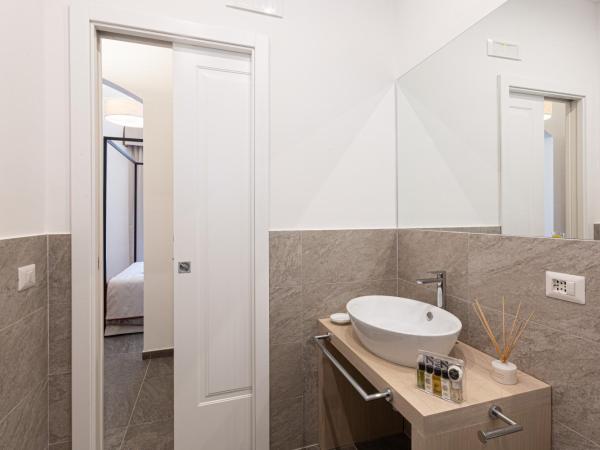 la dimora di Cornelia : photo 5 de la chambre chambre double deluxe avec douche
