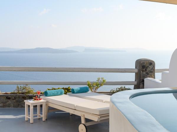 Thirea Suites : photo 9 de la chambre suite premium avec jacuzzi - vue sur caldeira