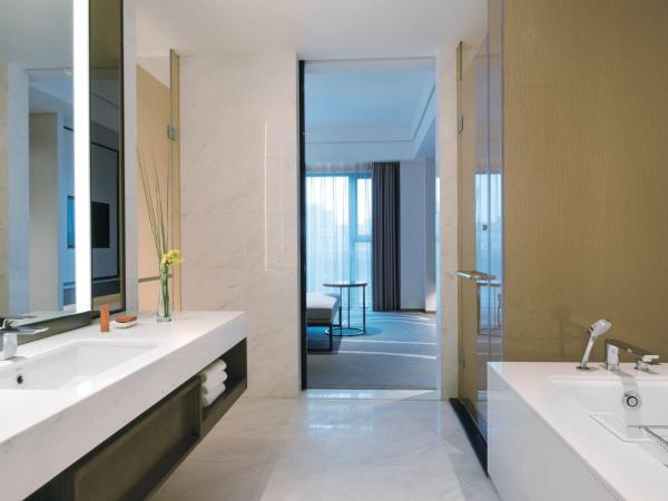 Crowne Plaza Hangzhou Qiantang - The subway can reach the West Lake scenic area as well as the airport and high-speed rail station, adjacent to Jinsha Lake and Longfor paradise walk : photo 2 de la chambre suite 1 chambre