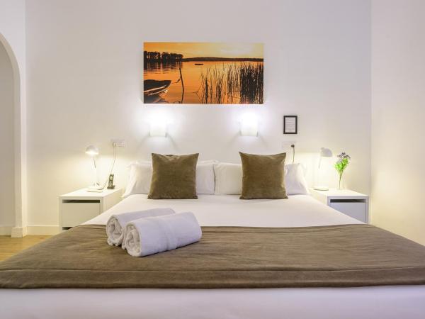NeoMagna Madrid : photo 6 de la chambre chambre double ou lits jumeaux standard