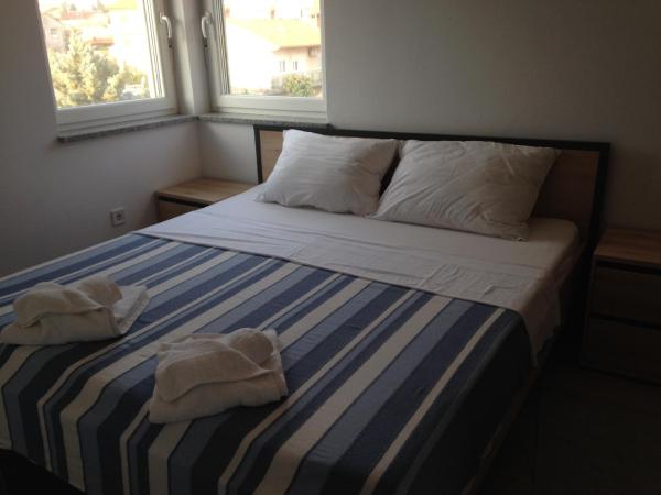 Guesthouse Bencun Medulin : photo 3 de la chambre appartement avec terrasse