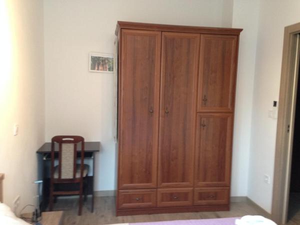 Guesthouse Bencun Medulin : photo 5 de la chambre appartement avec terrasse