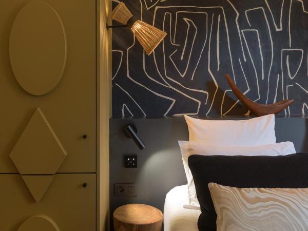 MiHotel Tour Rose : photo 6 de la chambre ebene – suite junior