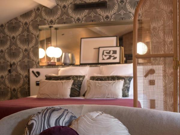 MiHotel Tour Rose : photo 10 de la chambre suite deluxe - colletore