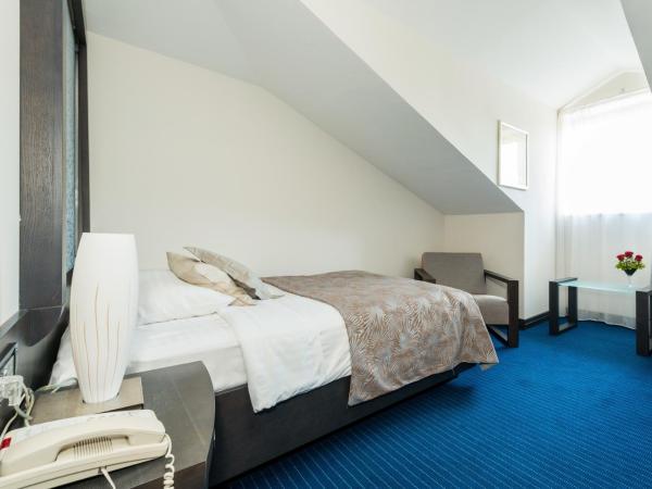 Hotel Lapad : photo 6 de la chambre chambre simple standard