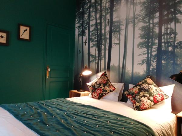 Hotel Du Cygne Tours : photo 4 de la chambre chambre double ou lits jumeaux standard - accessible uniquement par des escaliers