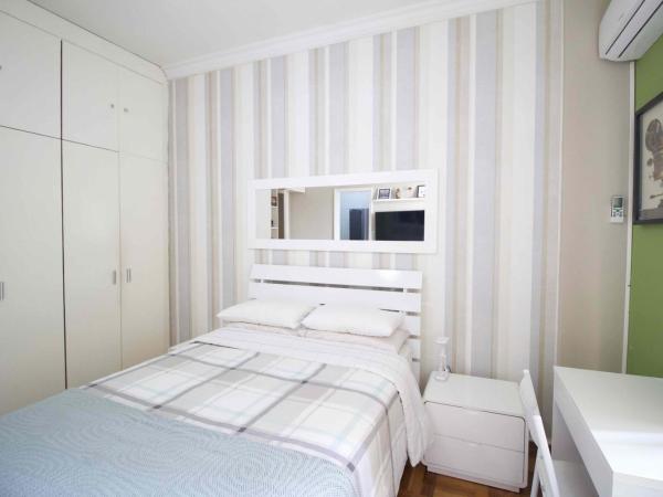 LGBT Friendly - Quarto em Ipanema Posto 9 - Casa de Vitor e Carlos : photo 2 de la chambre chambre lit queen-size 