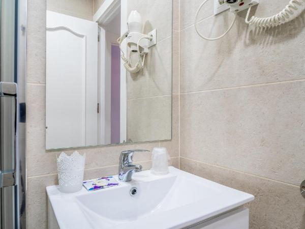 Urban Rooms B&R : photo 7 de la chambre chambre lits jumeaux