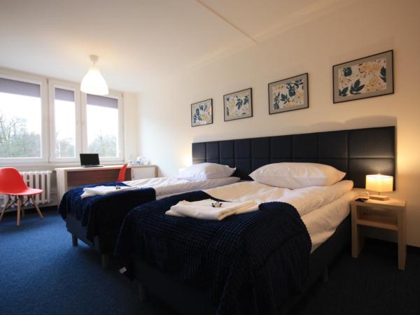 Studencki Dom Marynarza Pasat : photo 7 de la chambre chambre double avec salle de bains commune