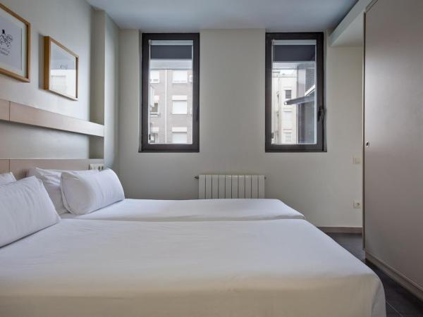 Aparthotel Bcn Montjuic : photo 2 de la chambre appartement 2 chambres