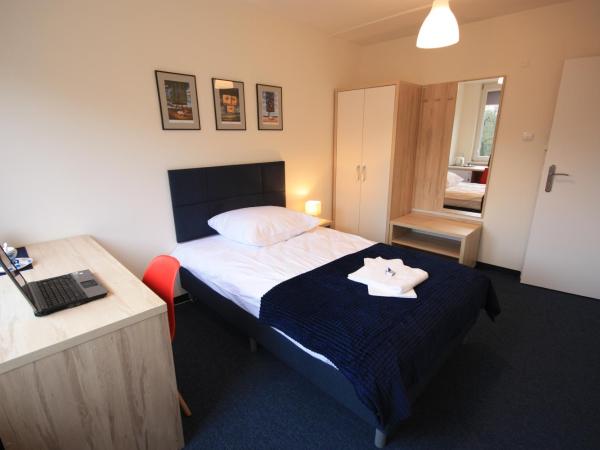 Studencki Dom Marynarza Pasat : photo 6 de la chambre chambre simple avec salle de bains commune