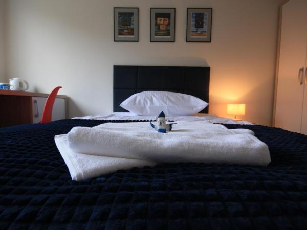 Studencki Dom Marynarza Pasat : photo 8 de la chambre chambre simple avec salle de bains commune