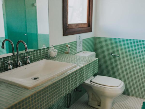 Pousada Kailani : photo 2 de la chambre chambre quadruple