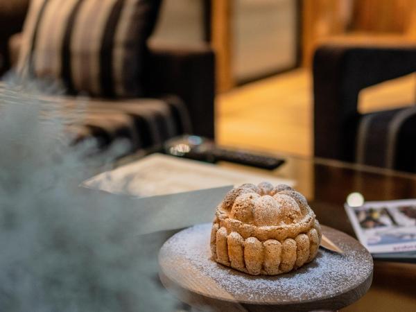 Les Suites - Maison Bouvier : photo 1 de la chambre suite junior tradition (2 adultes)