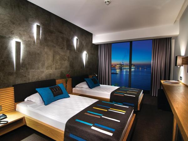 Ilayda Avantgarde Hotel : photo 4 de la chambre chambre lits jumeaux - vue sur mer