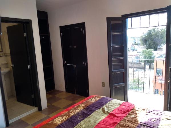 Hotel La Casa de las Libélulas : photo 9 de la chambre chambre double deluxe avec balcon