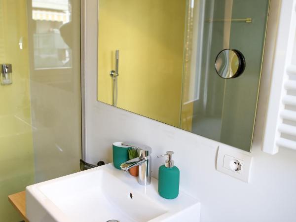 Bed and Bike Verona : photo 6 de la chambre chambre double ou lits jumeaux deluxe avec balcon