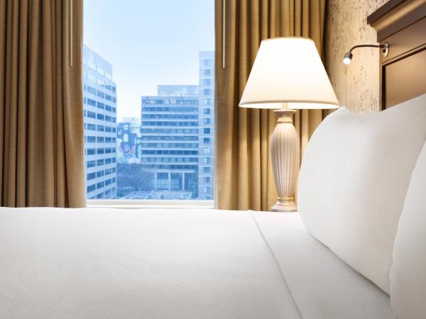 Crowne Plaza Crystal City-Washington, D.C., an IHG Hotel : photo 2 de la chambre suite junior lit king-size