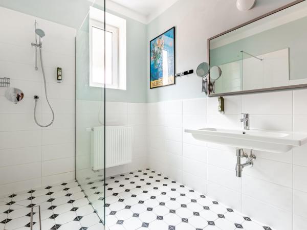 Boutique Hotel SwissHouse : photo 6 de la chambre chambre double deluxe