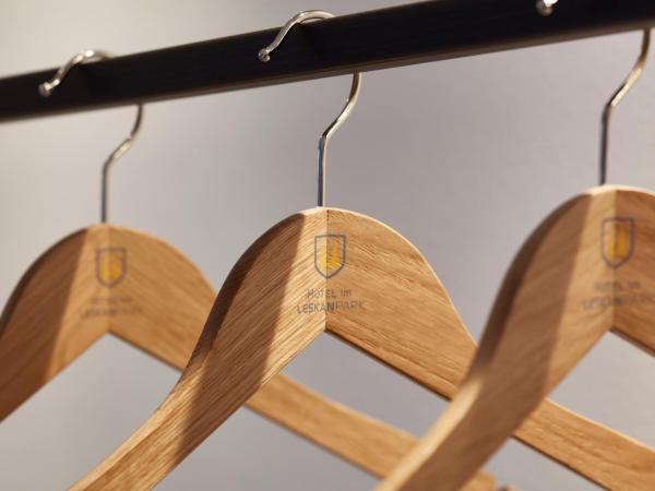 Hotel im LESKANPark : photo 9 de la chambre chambre double