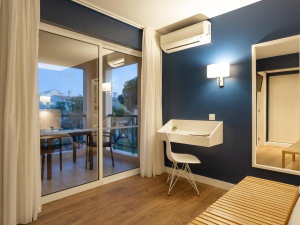 AP Adriana Beach Resort : photo 1 de la chambre chambre lits jumeaux supérieure