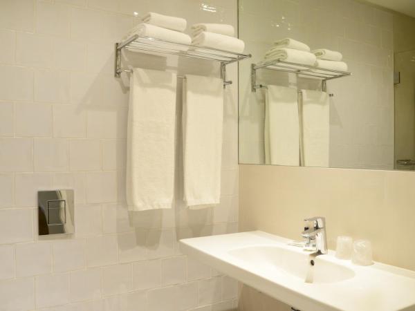 Hotel Spot Family Suites : photo 6 de la chambre suite