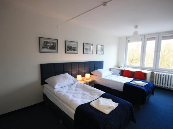 Studencki Dom Marynarza Pasat : photo 4 de la chambre chambre double avec salle de bains commune