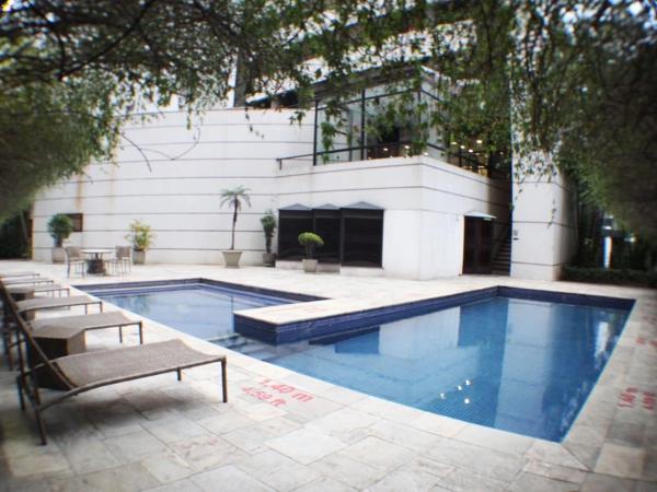 Flat 4 Estrelas Jardins : photo 1 de la chambre appartement avec balcon