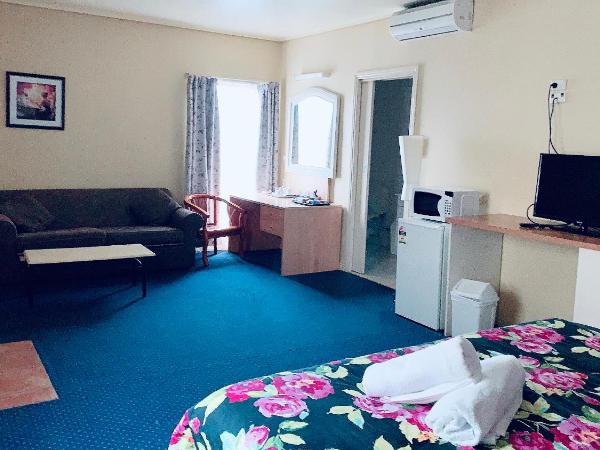 City East Motel : photo 2 de la chambre chambre familiale avec baignoire