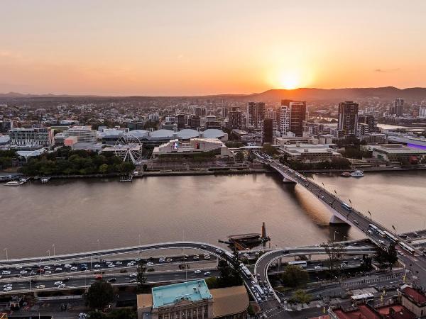 Oaks Brisbane Casino Tower Suites : photo 6 de la chambre appartement 3 chambres avec vue sur la rivière