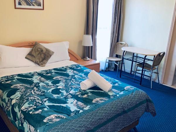 City East Motel : photo 3 de la chambre chambre lit queen-size